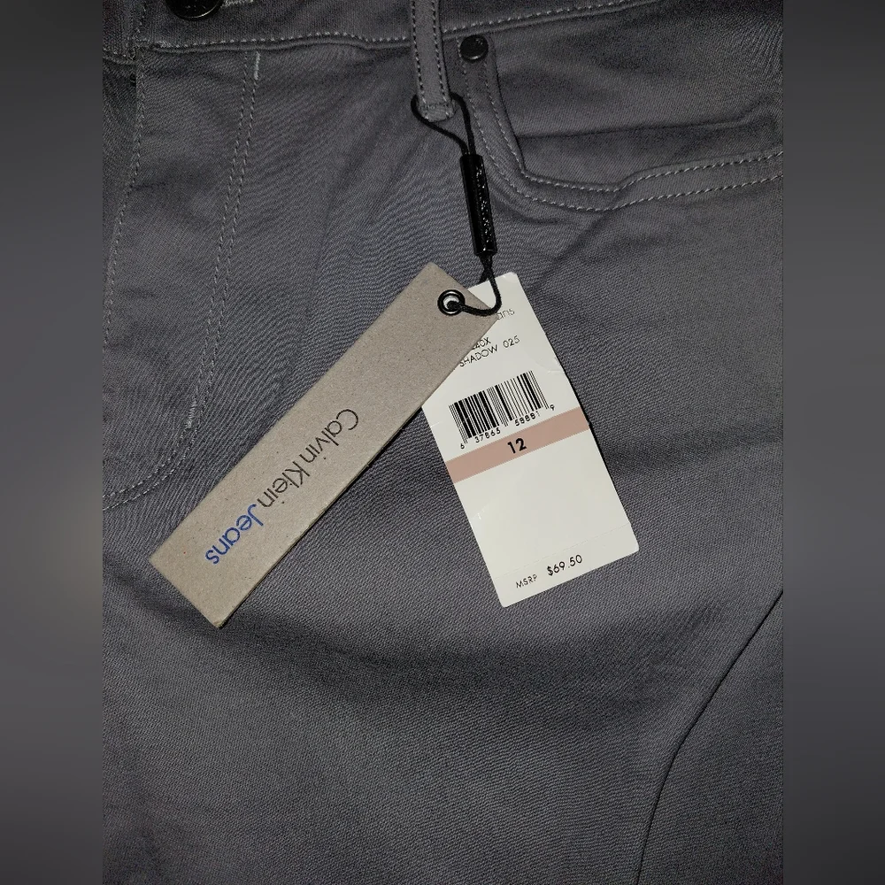 NWT Calvin Klein Grey Stretch Ankle Pants - Women's Size 12 - Skinny Fit